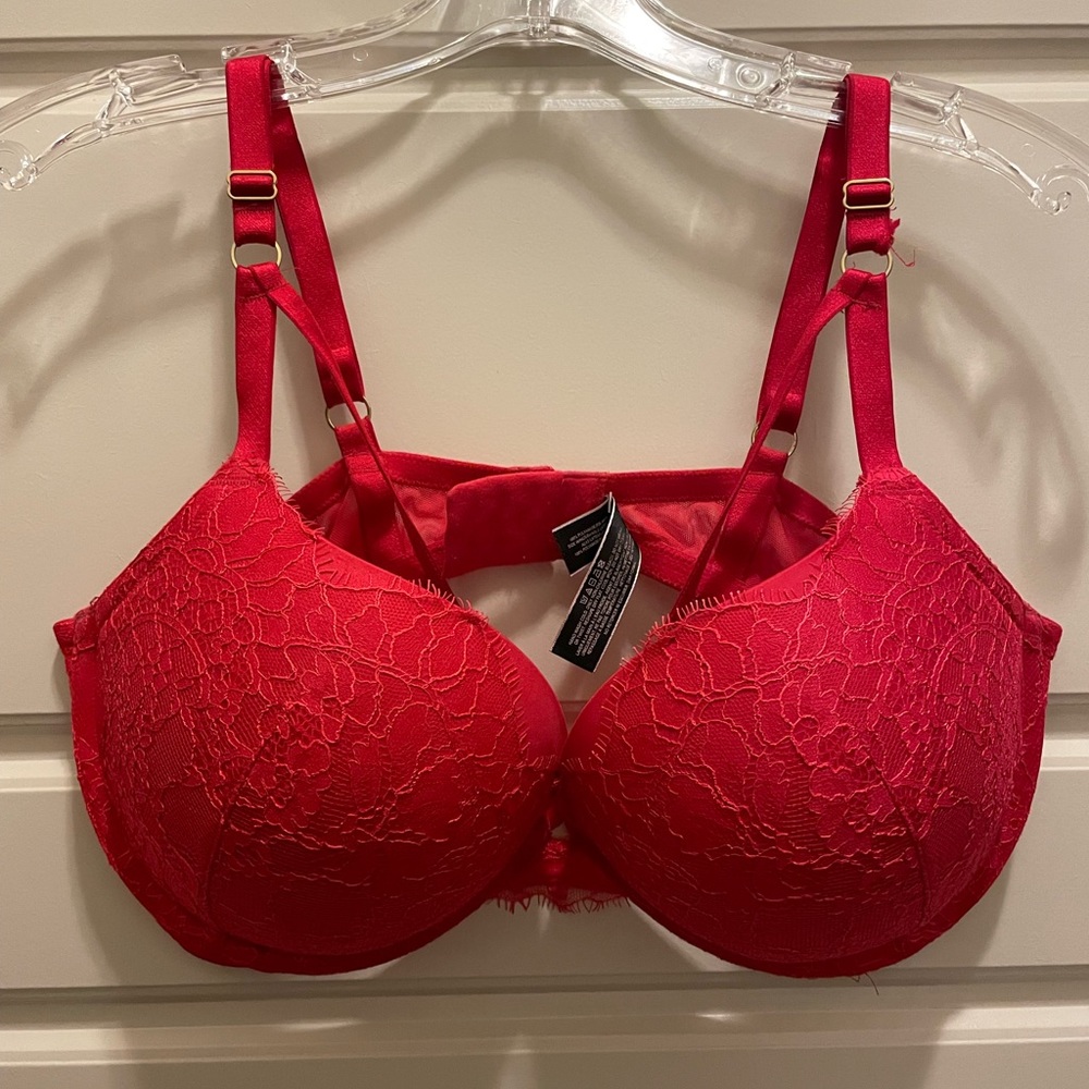 Victoria’s Secret Bra 38C